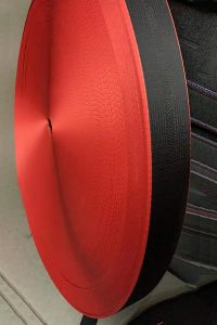 Kırmızı Çizgili Emniyet Kemeri Kumaşı